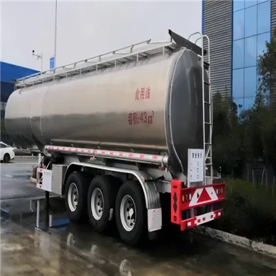 Edible Oil Tanker Truck